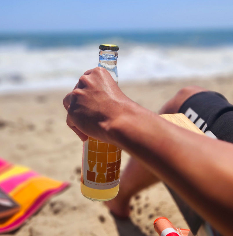 Yuzu-ade at the beach